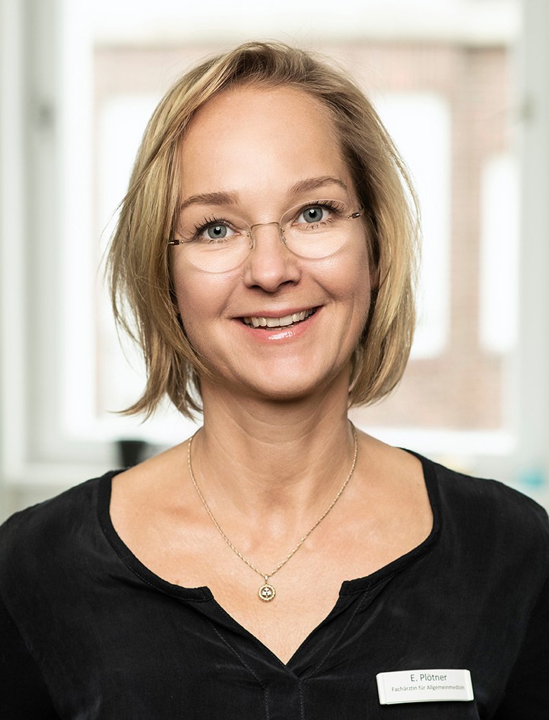 Porträt von Eva Plötner, Fachärztin für Allgemeinmedizin